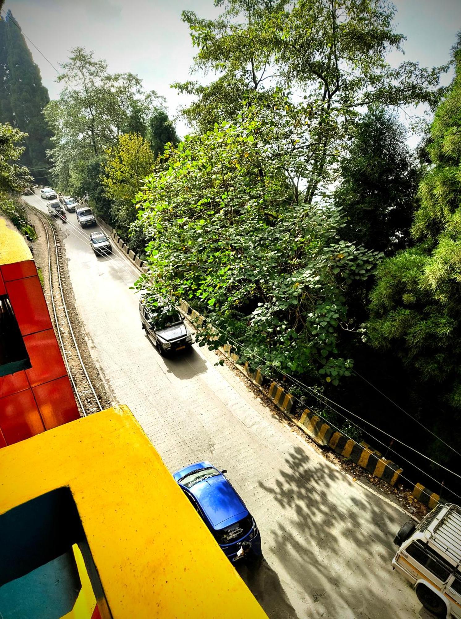 Hidden Monkey Backpackers Darjeeling, Batasia Darjeeling  Exterior foto